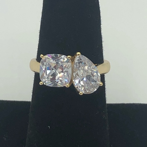 Neiman Marcus Jewelry - 2ct Toi et Moi Ring